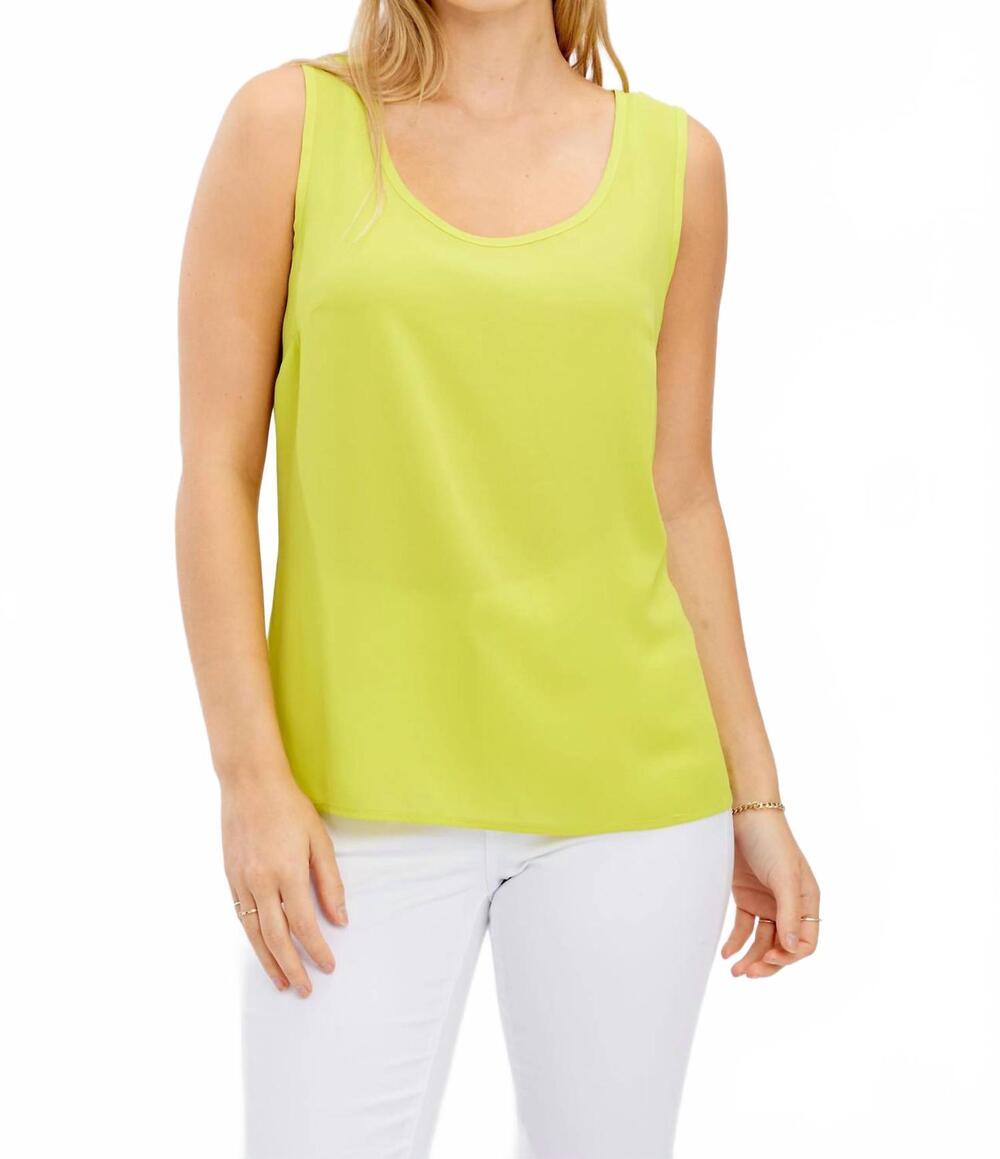 NEW FRANK LYMAN casual scoop neck top in lime
